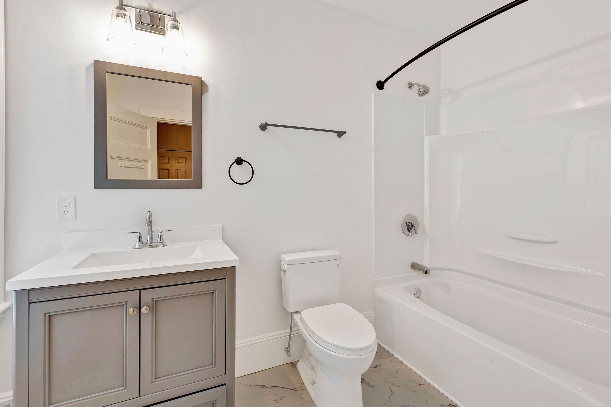 Building Photo - 864 Huntington Ave