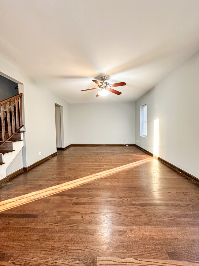 Building Photo - 6058 S Richmond St