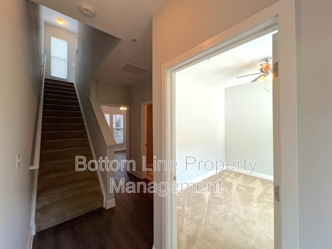 Building Photo - 841 Seigle Point Dr
