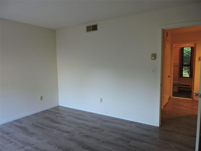 Building Photo - 237 Heritage Hills