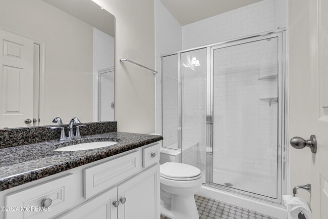 Building Photo - 44 Begonia Ln
