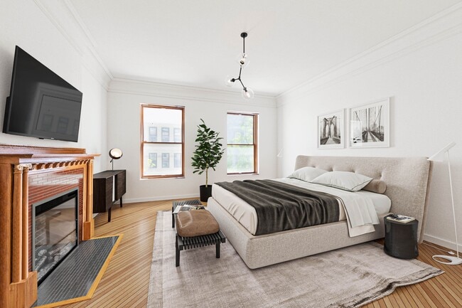 Building Photo - 313 W 71st St