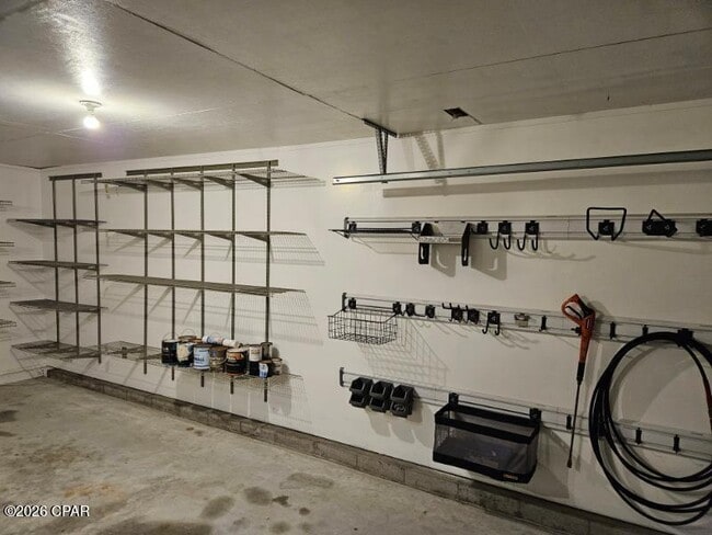 Building Photo - 3136 Lawton Ct