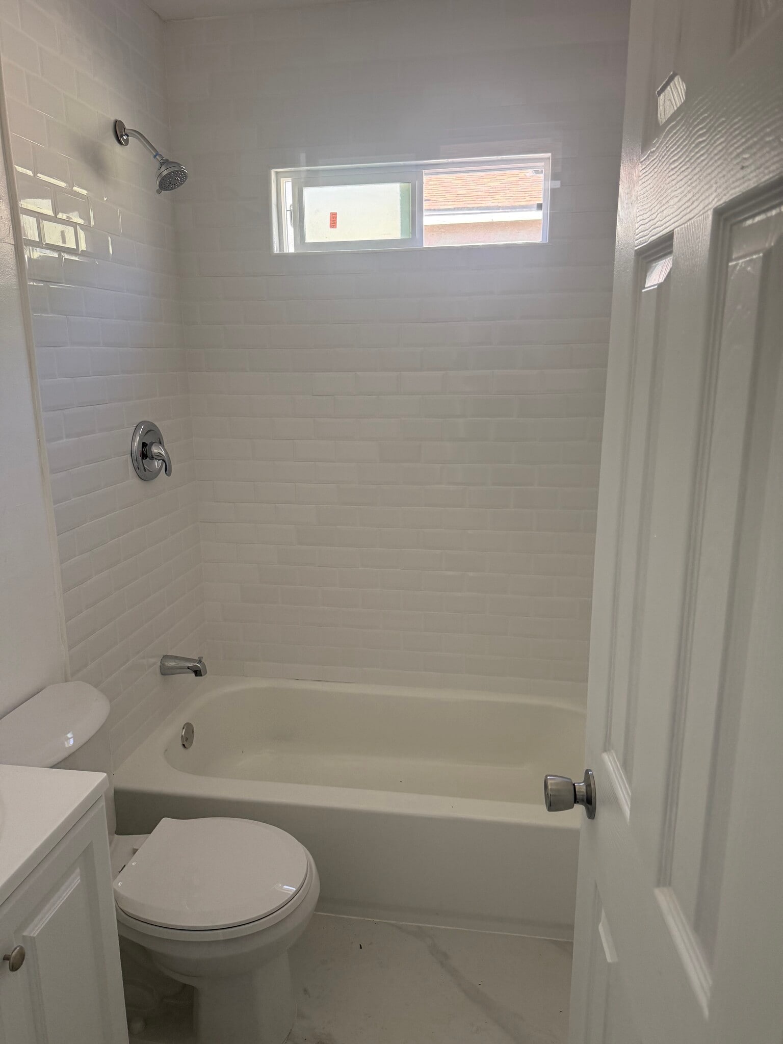 Building Photo - 1214 S Temple Ave