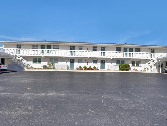 Building Photo - 2186 Jimmy Buffett Mem Hwy