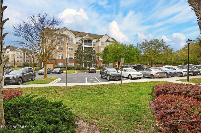 Building Photo - 11251 Campfield Dr