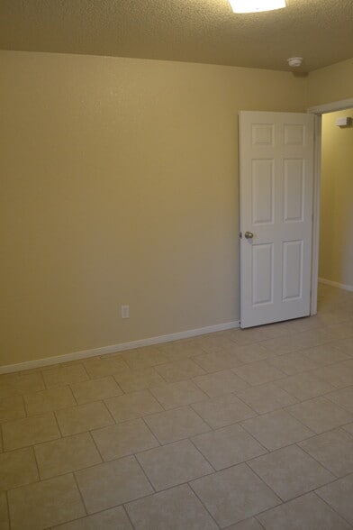 Bedroom #2 - 220 Ryan Cir Apt B