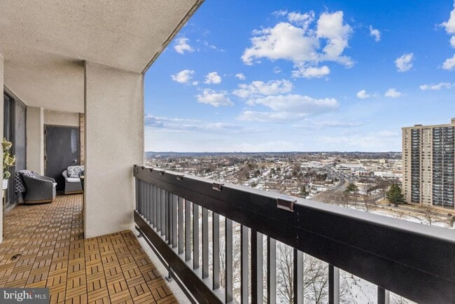 Building Photo - 5505 Seminary Rd