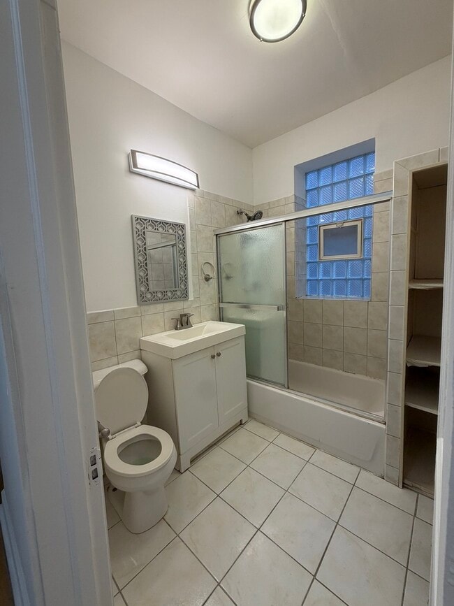 Building Photo - 3737 S Damen Ave