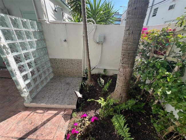 Building Photo - 1390 Ocean Dr