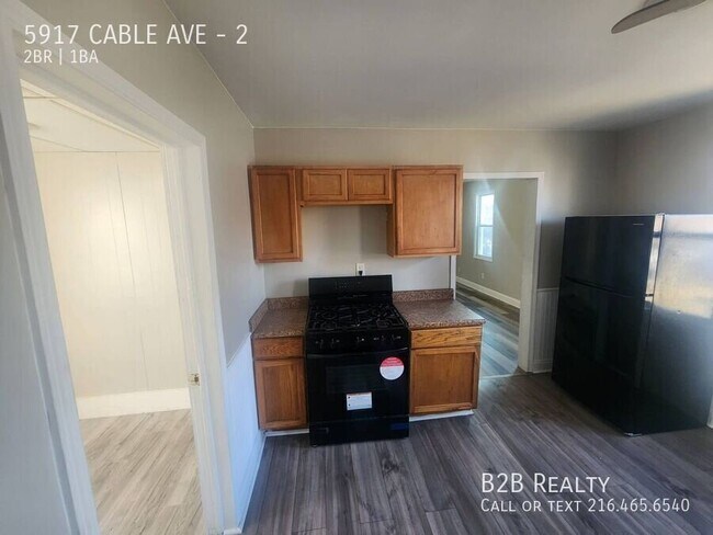 Building Photo - 5917 Cable Ave