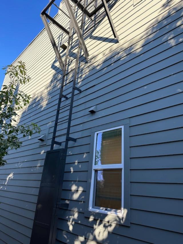 Building Photo - 9423 Sepulveda Blvd