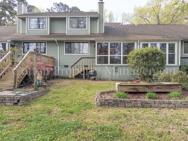 Building Photo - 202 Crooked Creek Rd