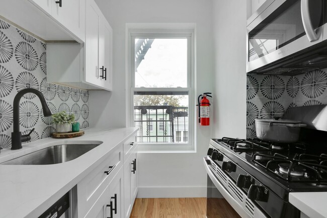 Primary Photo - 50 Reservoir Ave