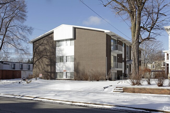 Primary Photo - 321 Fountain St NE