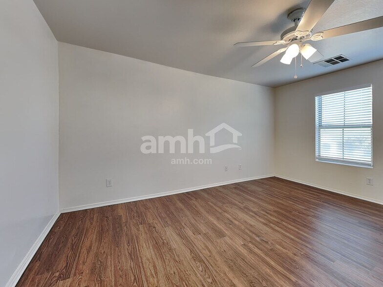 Building Photo - 34720 N Happy Jack Dr