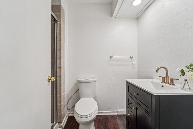 Building Photo - 3103 Glade Springs Dr