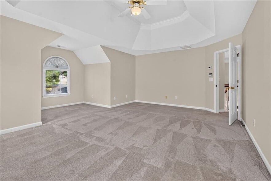 Building Photo - 2311 Ravinia Ct NE