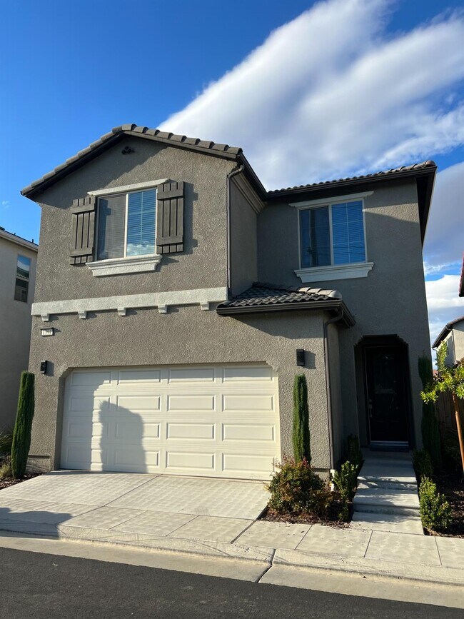 Building Photo - 1394 E Via Dorata Way