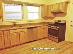 Building Photo - 51 Custer St