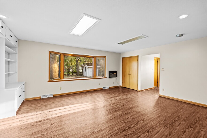 Building Photo - 3735 Heatherdowns Blvd