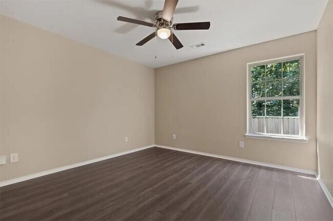 Building Photo - 2705 SW Greensprings Rd