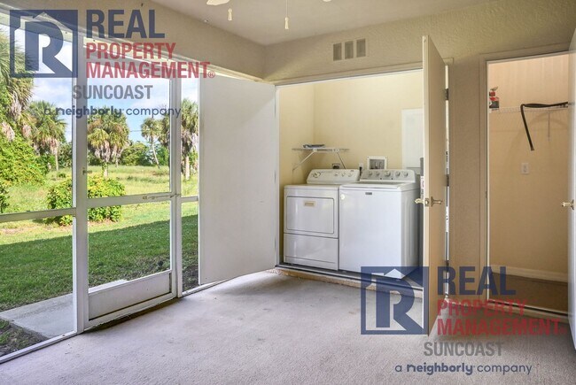 Building Photo - 230 Rotonda Blvd W