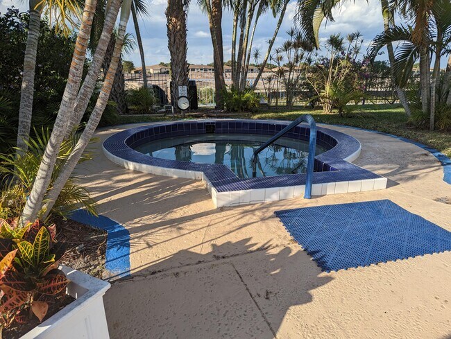 Building Photo - 13283 Pineapple Palm Ct