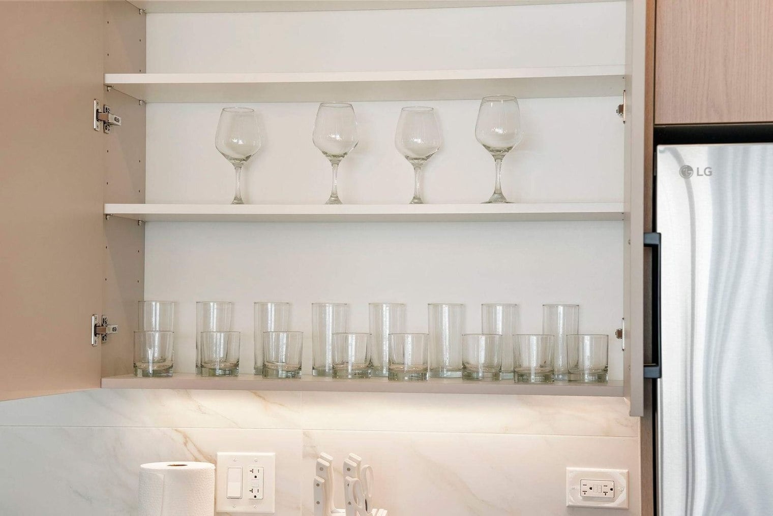 Building Photo - 2344 W Polk St