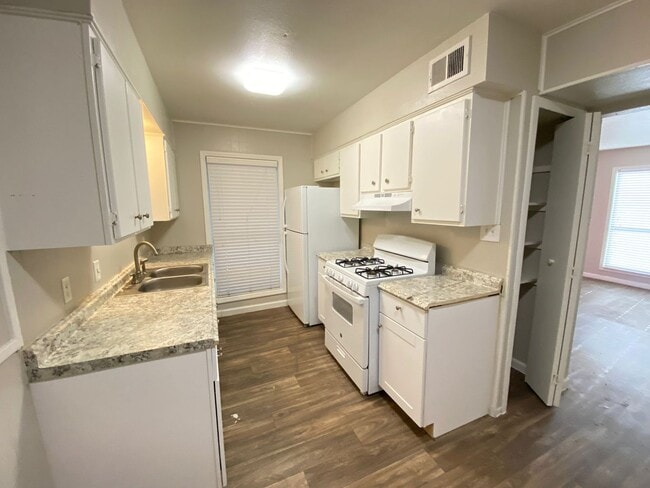 Interior Photo - Allena Apartments