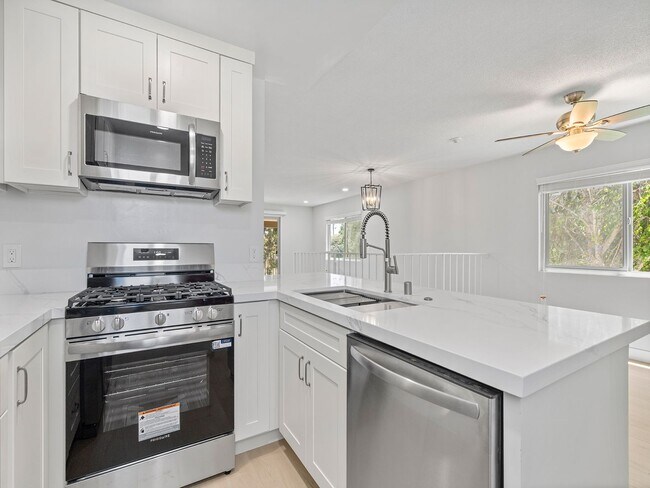 Building Photo - 1822 Spreckels Ln