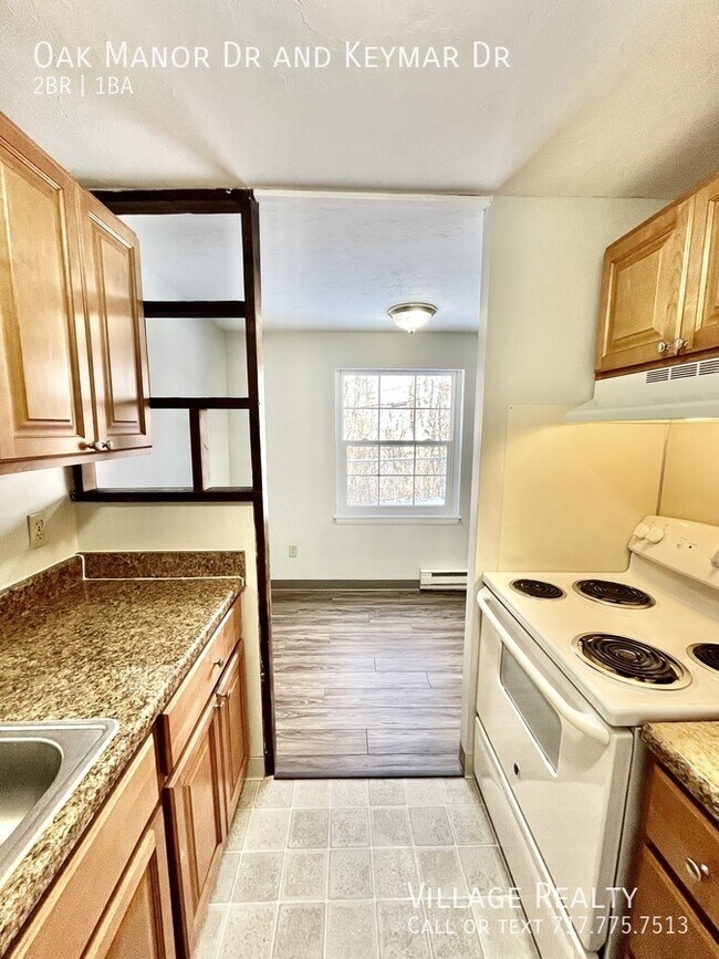 Building Photo - 221 Oak Manor Dr