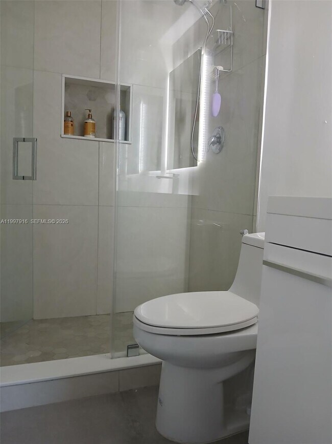 Building Photo - 15659 SW 73rd Cir Terrace