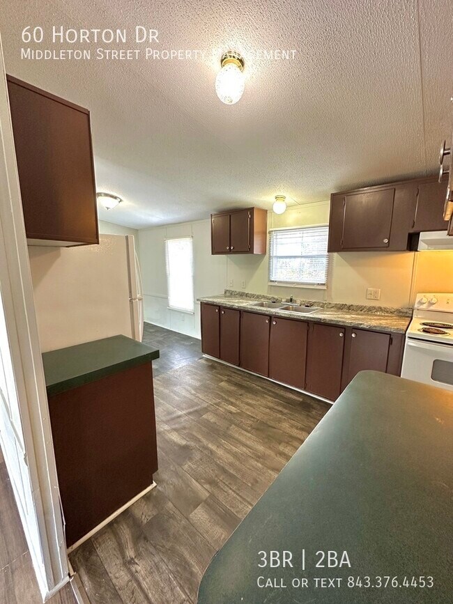 Building Photo - 60 Horton Rd