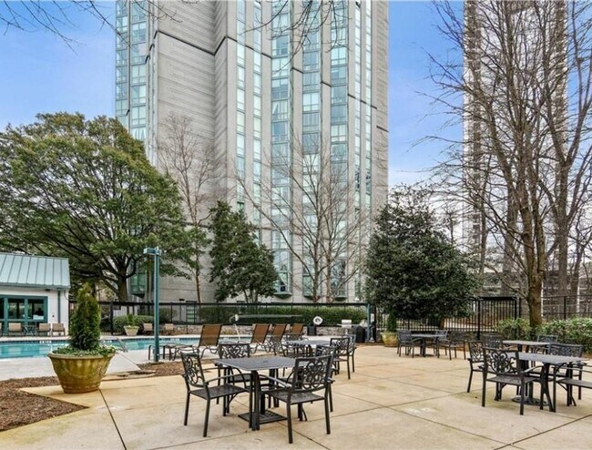 Building Photo - 2870 Pharr Ct S Northwest