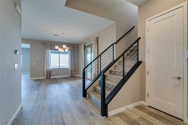 Building Photo - 2162 Sunset Valley St