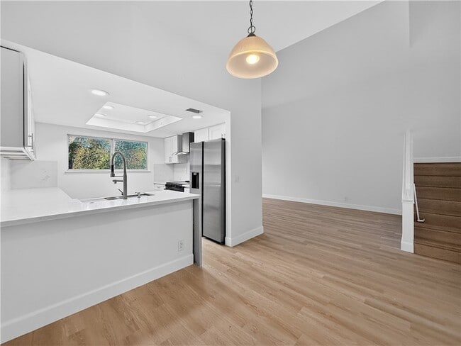 Building Photo - 24889 Nueva Vista Dr