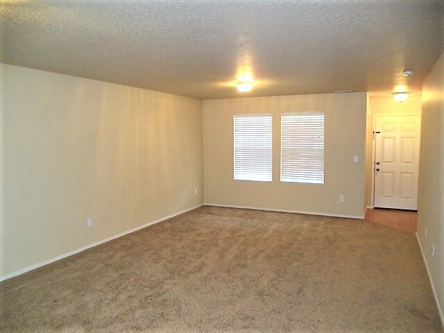 Building Photo - 9162 W Alderberry Dr