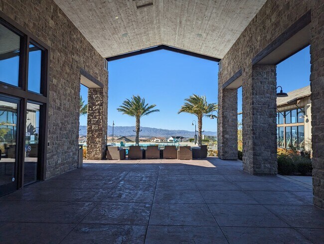 Building Photo - HSA1