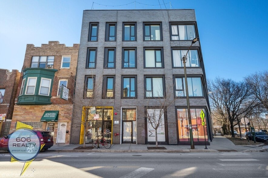 Building Photo - 3464 N Lincoln Ave