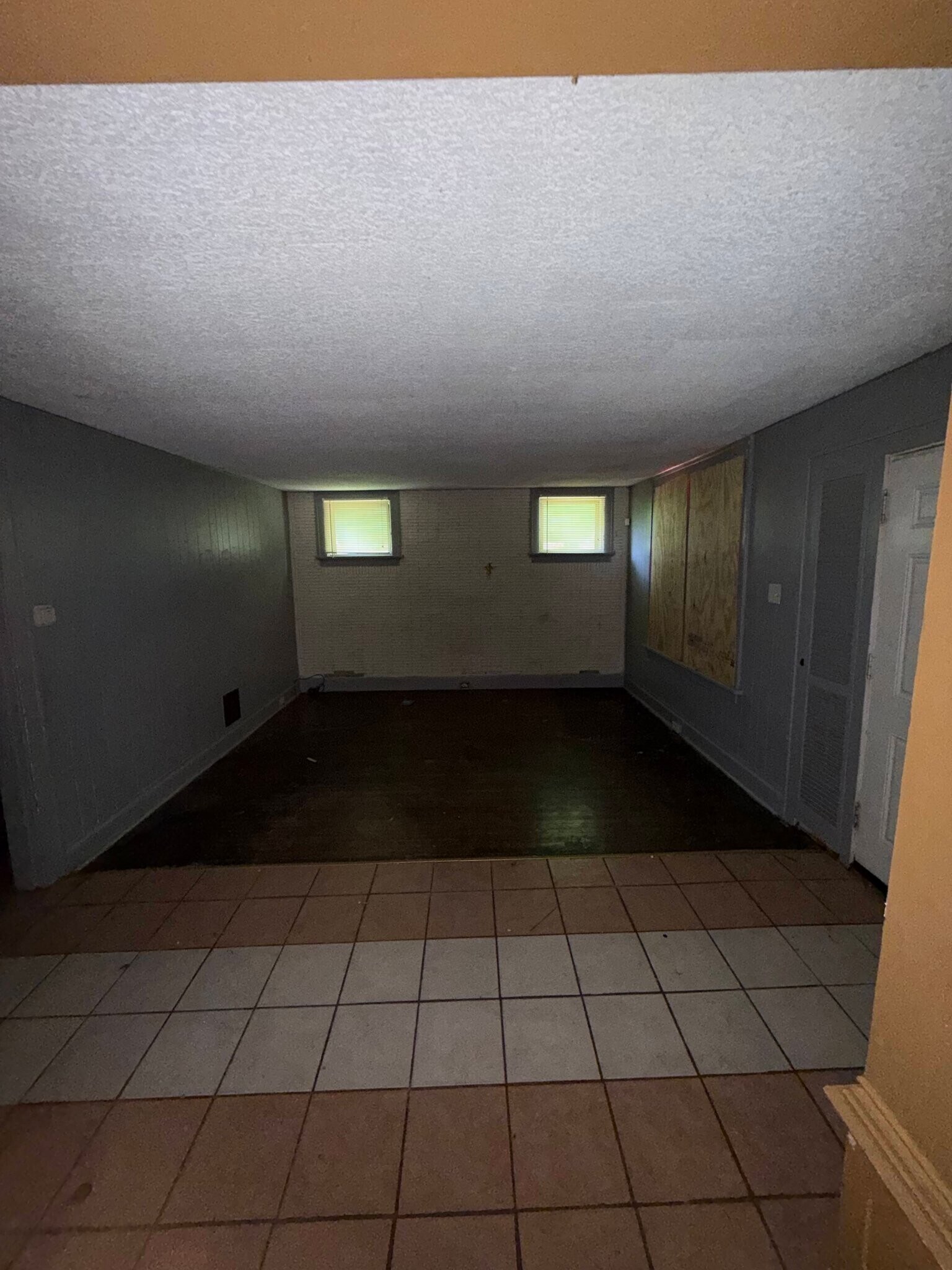 Building Photo - 8116 Pelham Ave