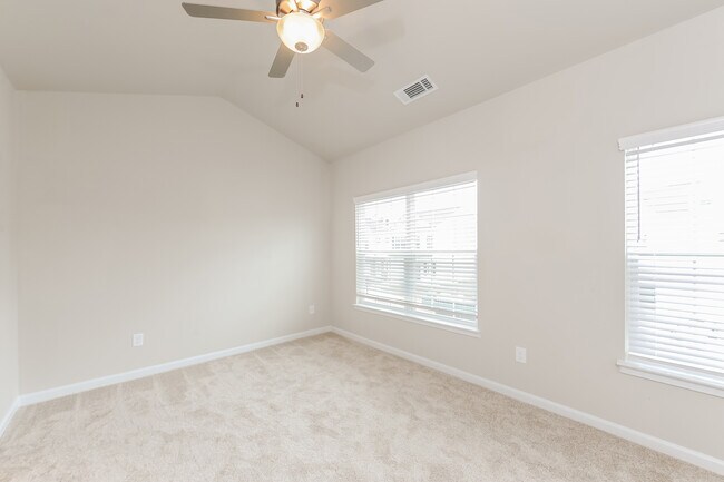 Building Photo - 65 Riley Cir