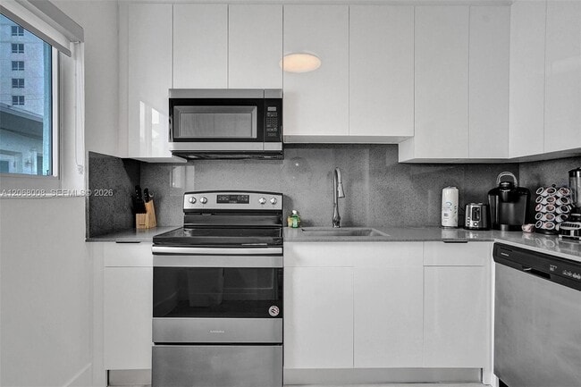 Building Photo - 1440 16th St