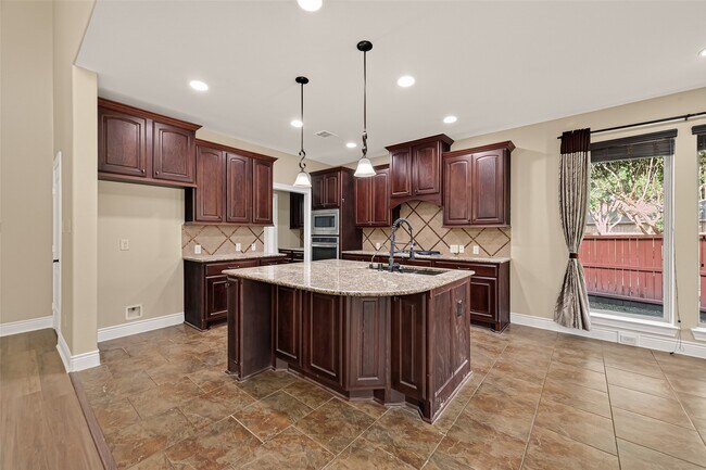 Building Photo - 16803 Tabasso Ct