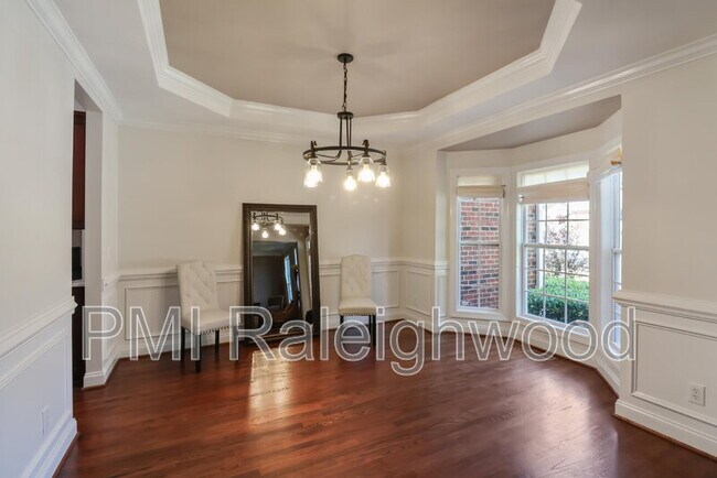 Building Photo - 203 Braebrook Way