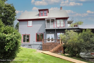 Building Photo - 340 Abeel St