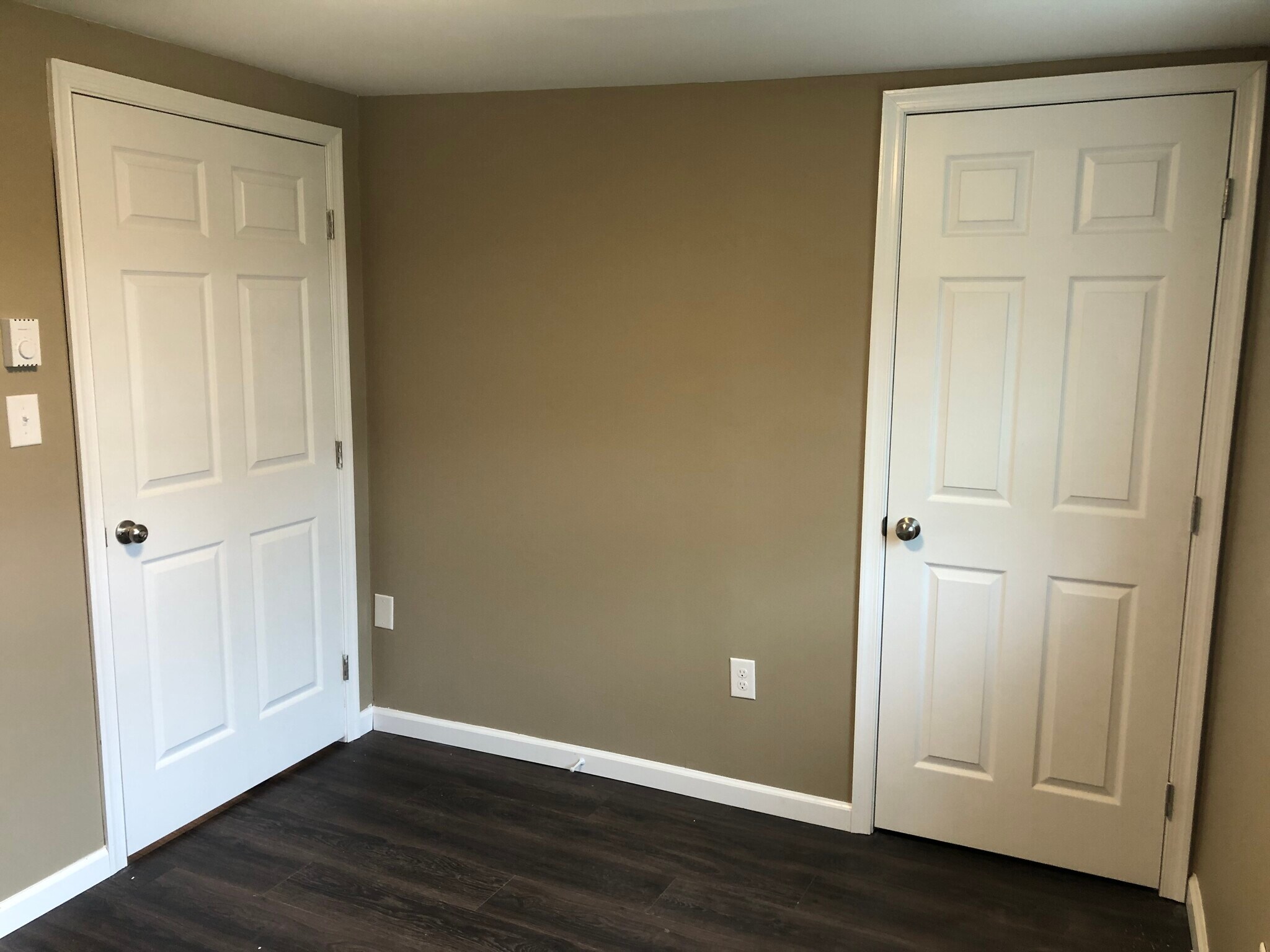 Building Photo - 355 S Hokendauqua Dr