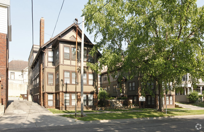 Building Photo - Steward Apartments