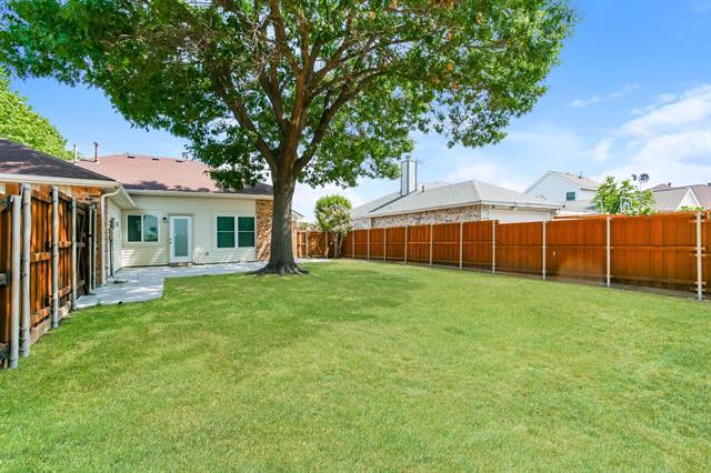 Building Photo - 8102 Lake Bend Dr