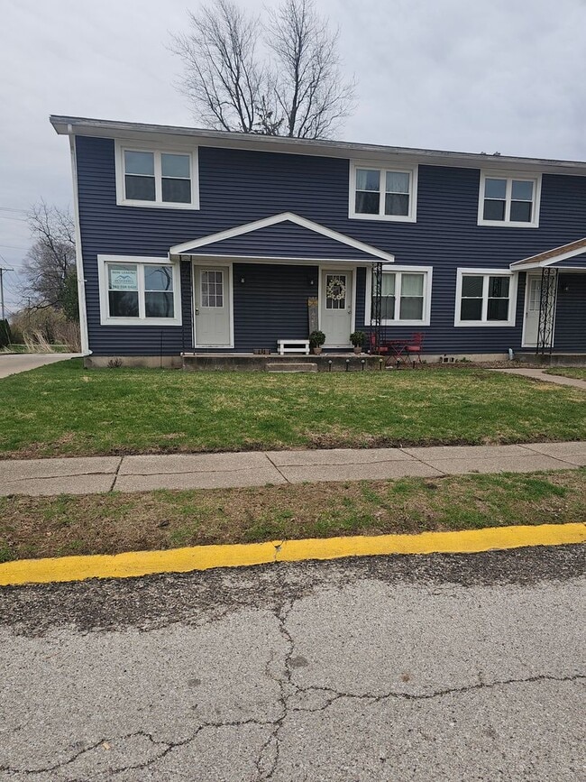 Building Photo - 101 W Spring St